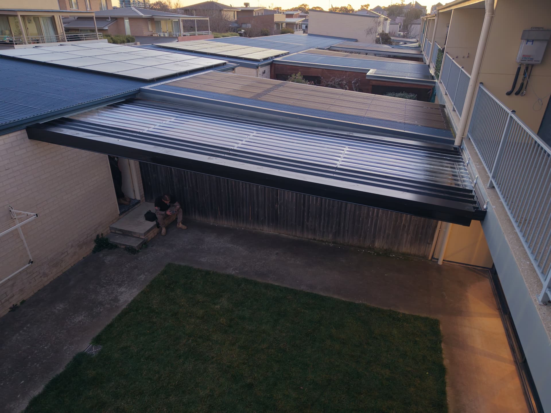 Skillion Roof Cover — Unit Courtyard