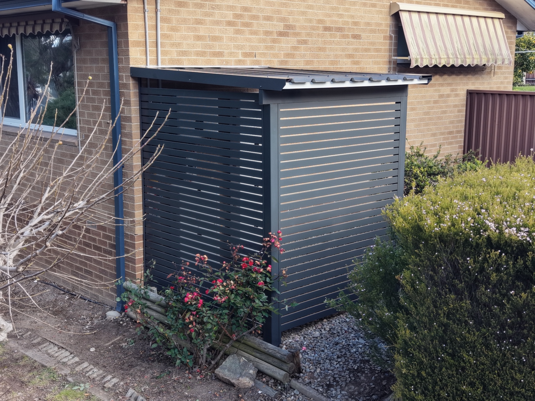Aluminium Slat Screen & Skillion Roof Enclosure